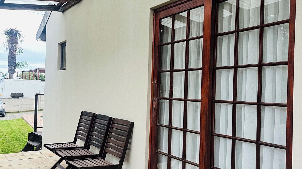 Photo of Patio Balcony in Selborne