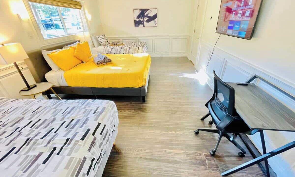 Photo of Bedroom in West University