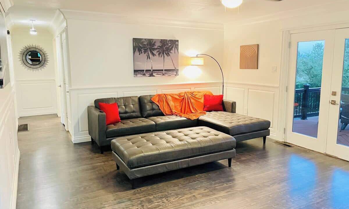 Photo of Livingroom in West University