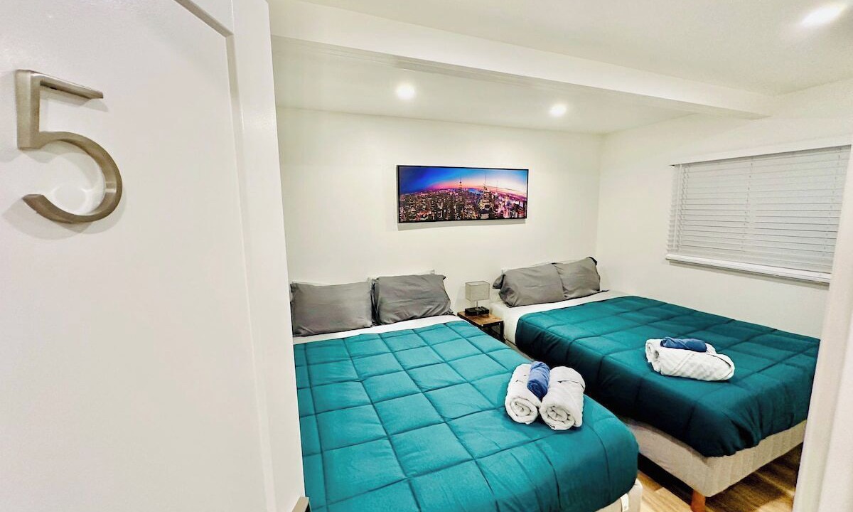 Photo of Bedroom in West University