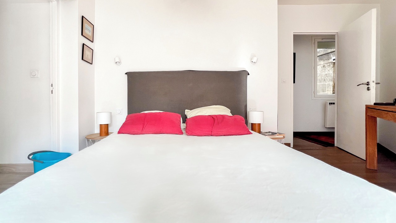 Photo of Bedroom in Bordeaux Golden Triangle