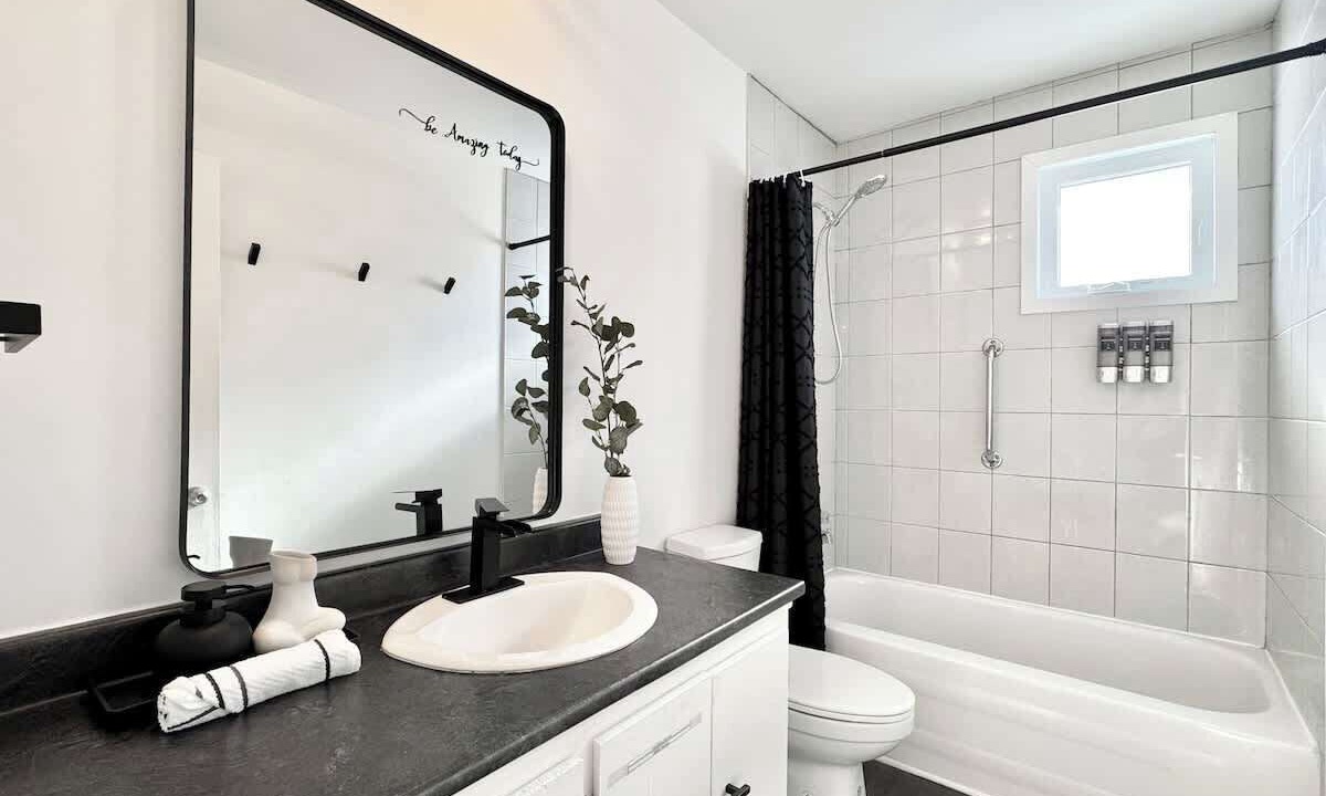 Photo of Bathroom in Ste. Foy