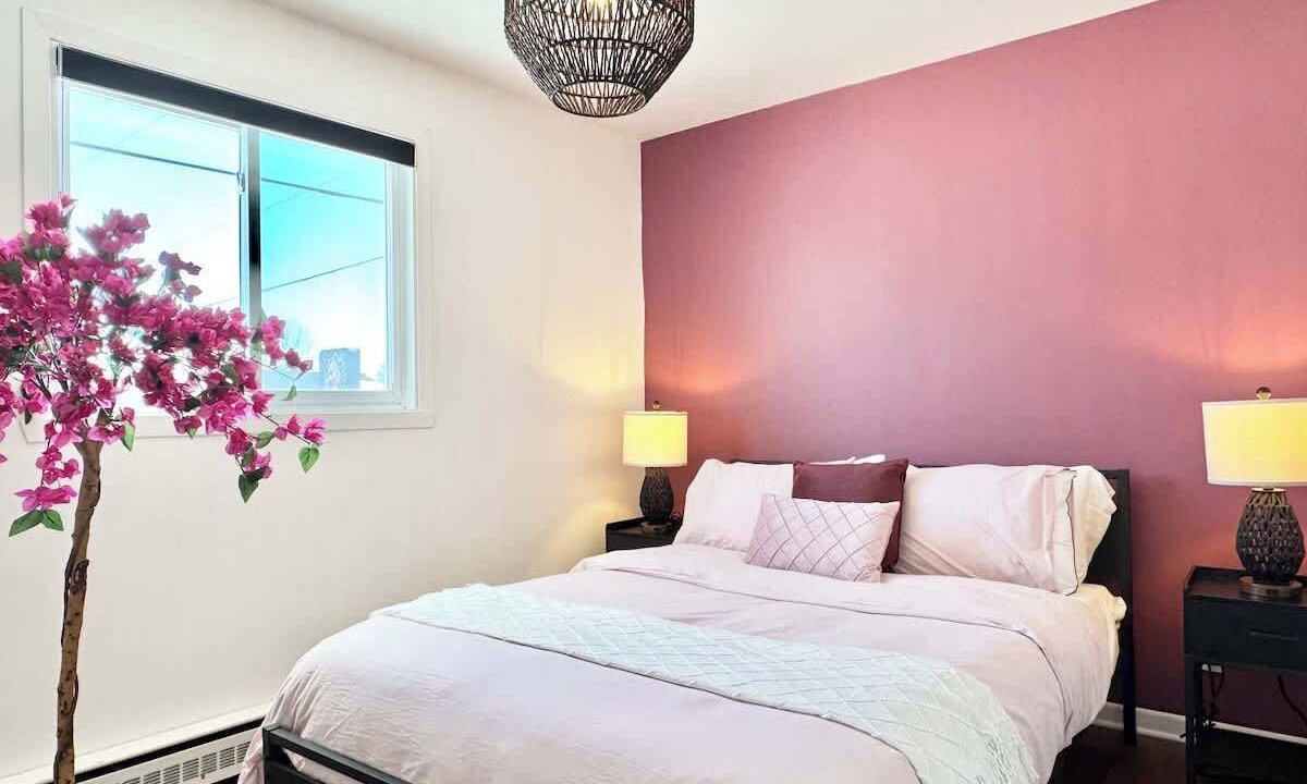 Photo of Bedroom in Ste. Foy
