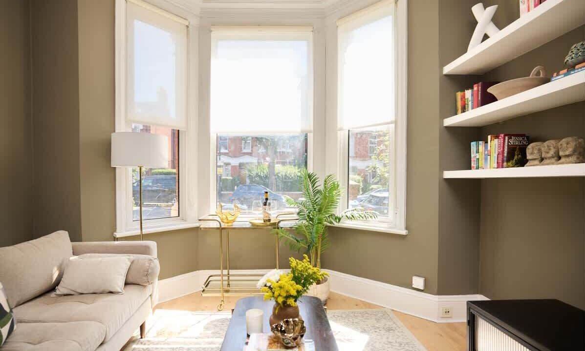 Photo of Livingroom in Harlesden