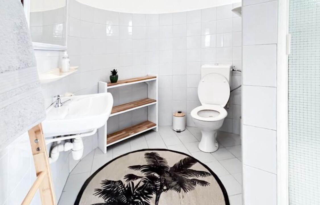 Photo of Bathroom in Tamarin