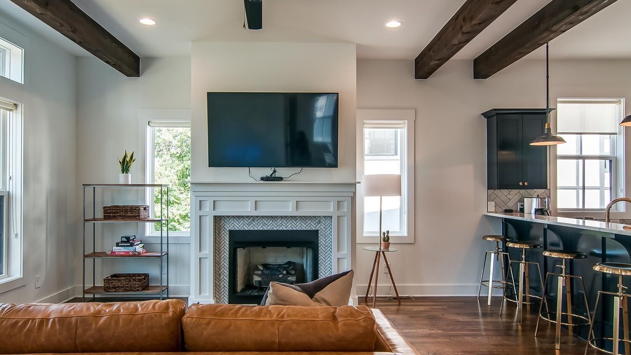 Photo of Livingroom in Shelby Hills