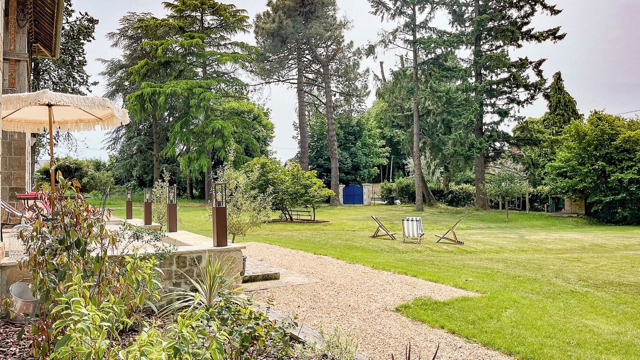Photo of Outdoor in Saint-Cyr-du-Ronceray