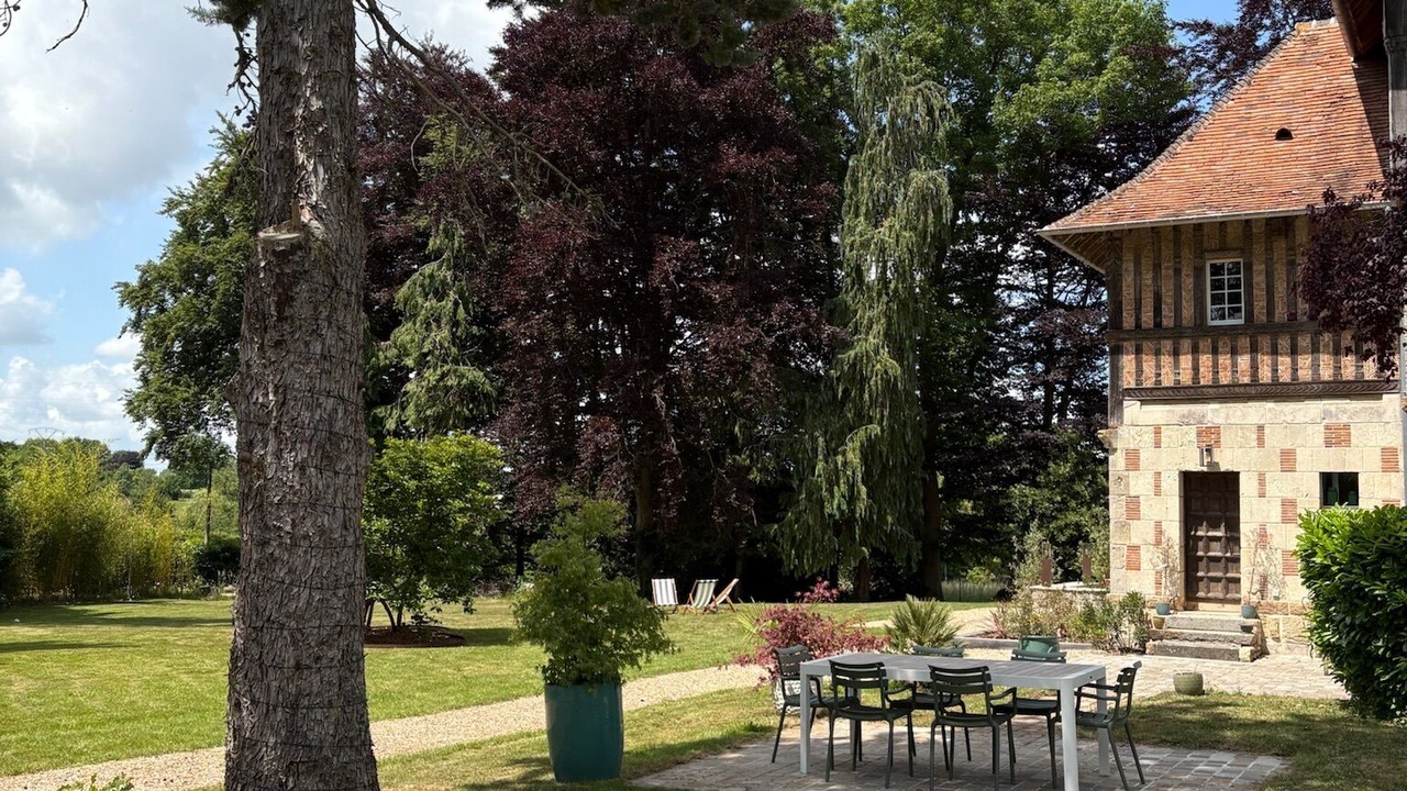 Photo of Outdoor in Saint-Cyr-du-Ronceray