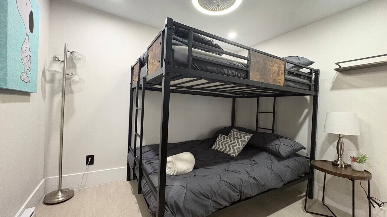 Photo of Bedroom in Wasaga Beach