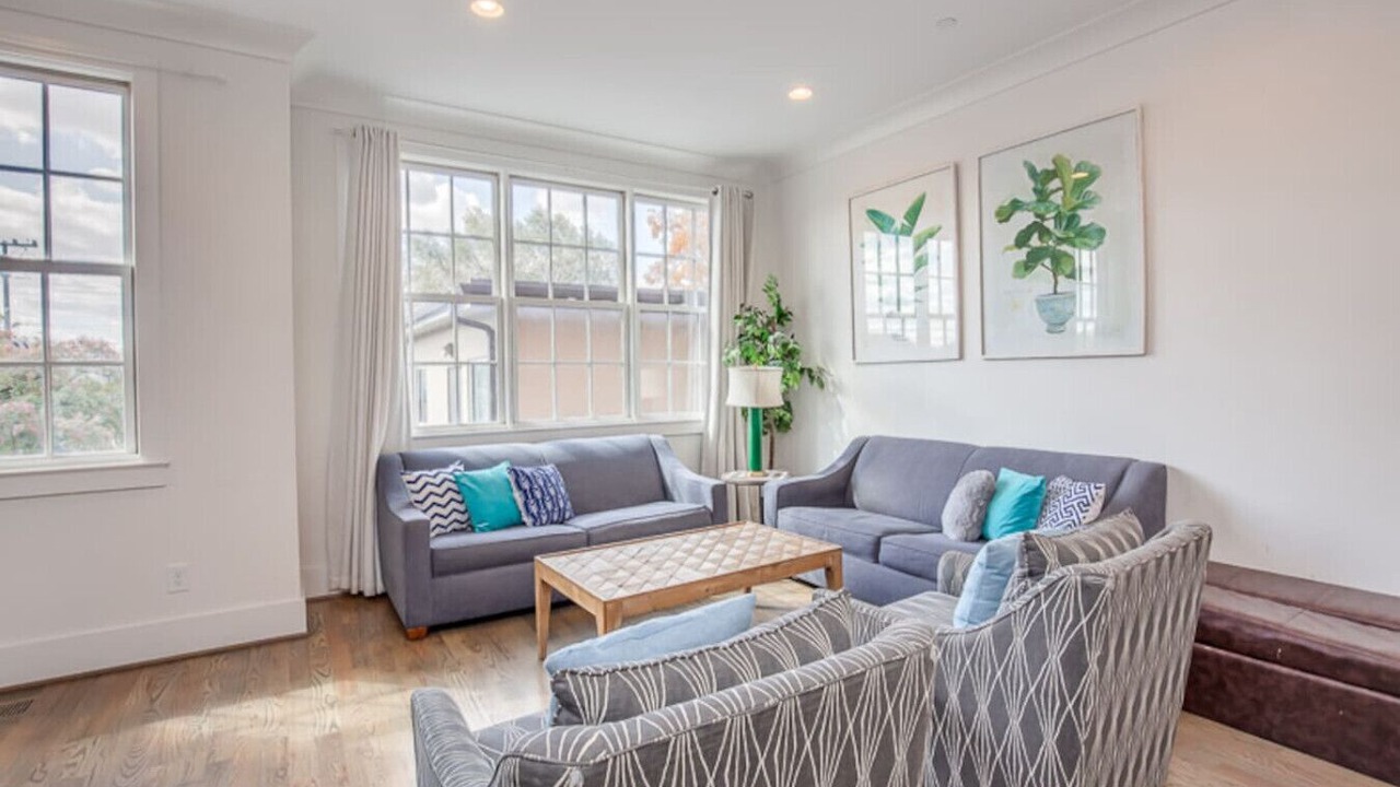 Photo of Livingroom in Rolling Mill Hill
