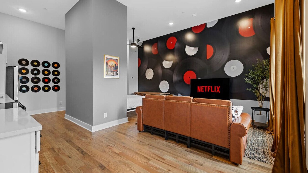 Photo of Livingroom in Talbot's Corner