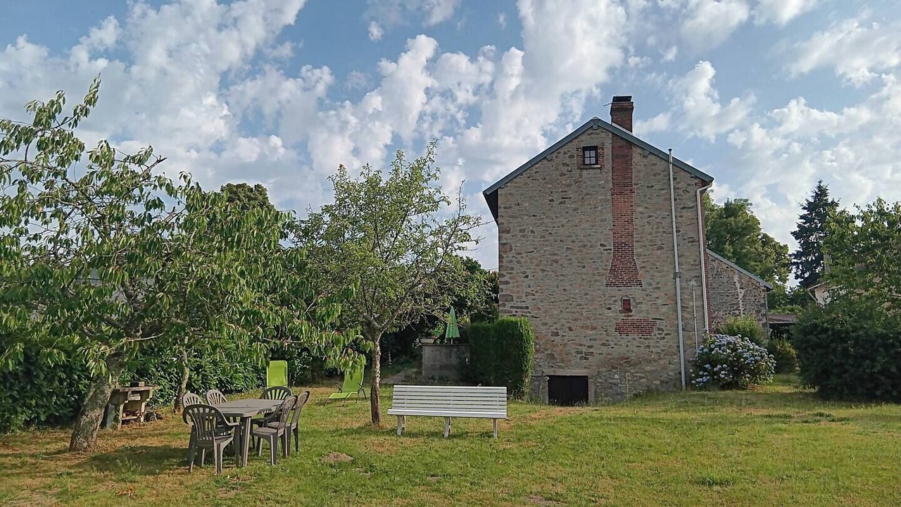 Photo of Outdoor in Saint-Sulpice-le-Dunois