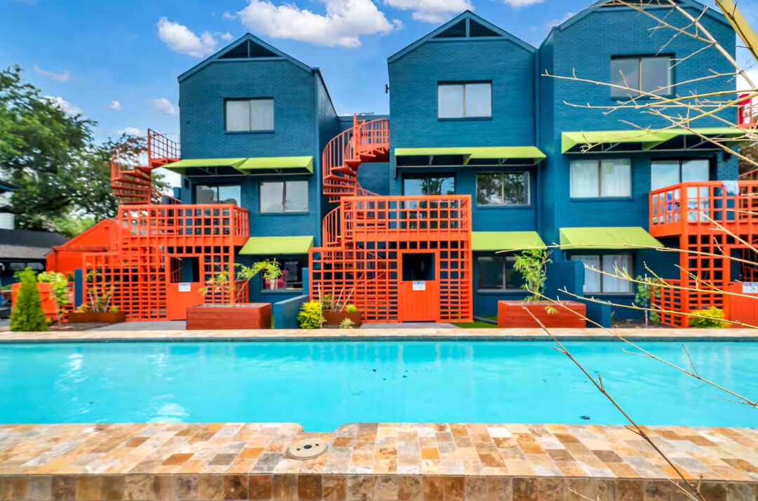 Photo of Outdoor in Neartown
