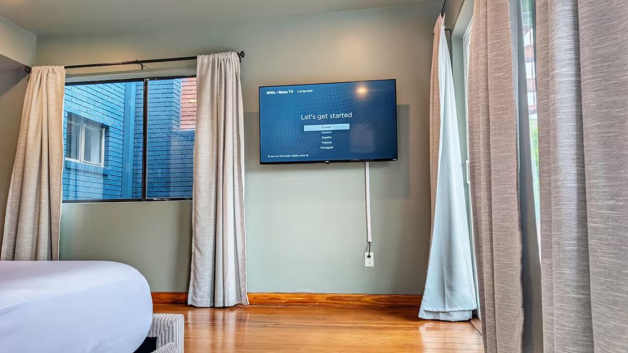 Photo of Bedroom in Neartown