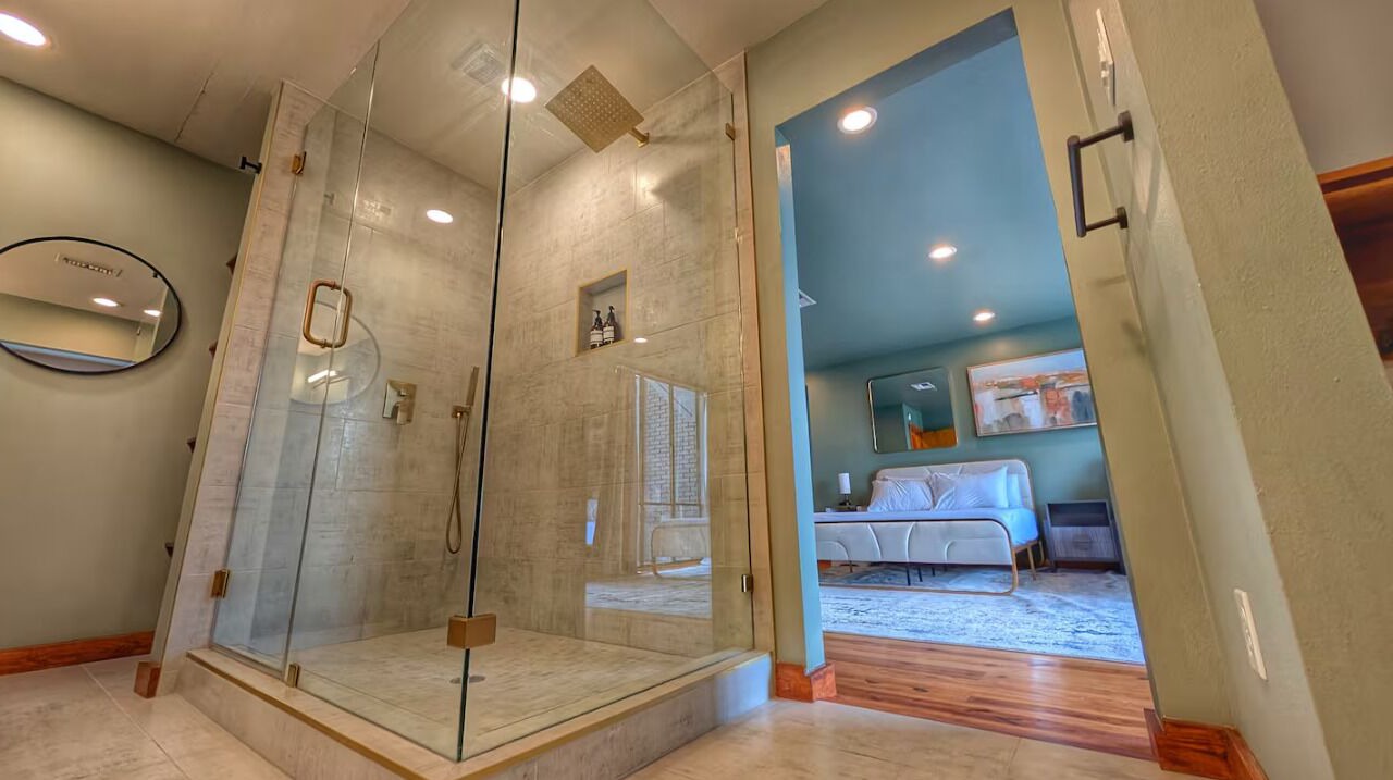 Photo of Bathroom in Neartown