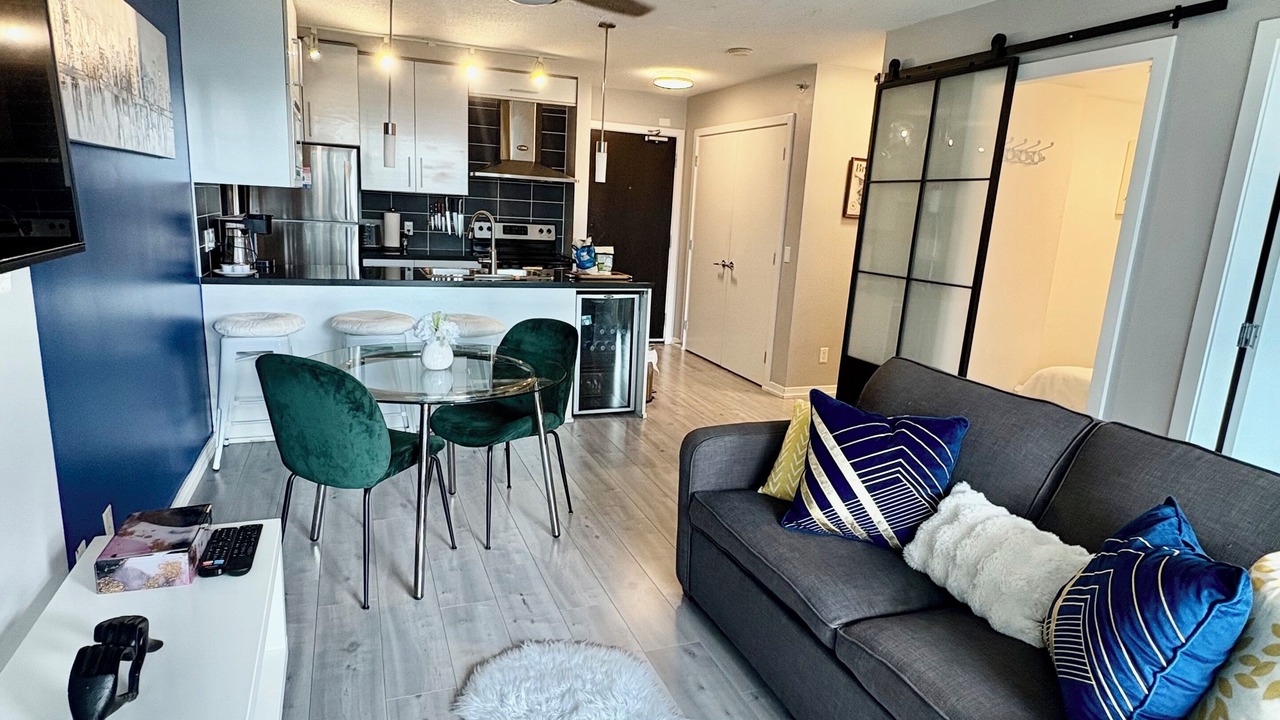Photo of Livingroom in Crosstown