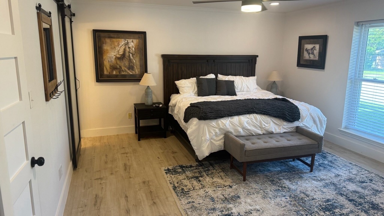 Photo of Bedroom in Lewisville