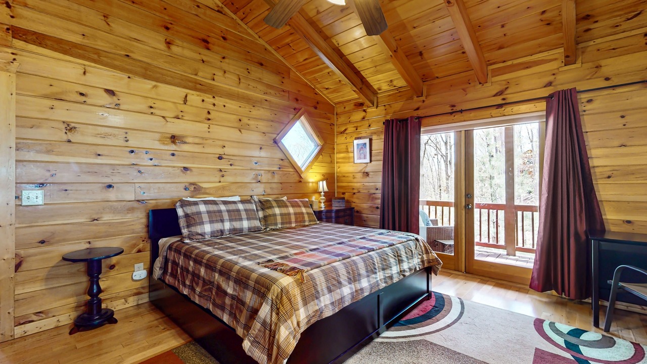 Photo of Bedroom in Necowa Cove