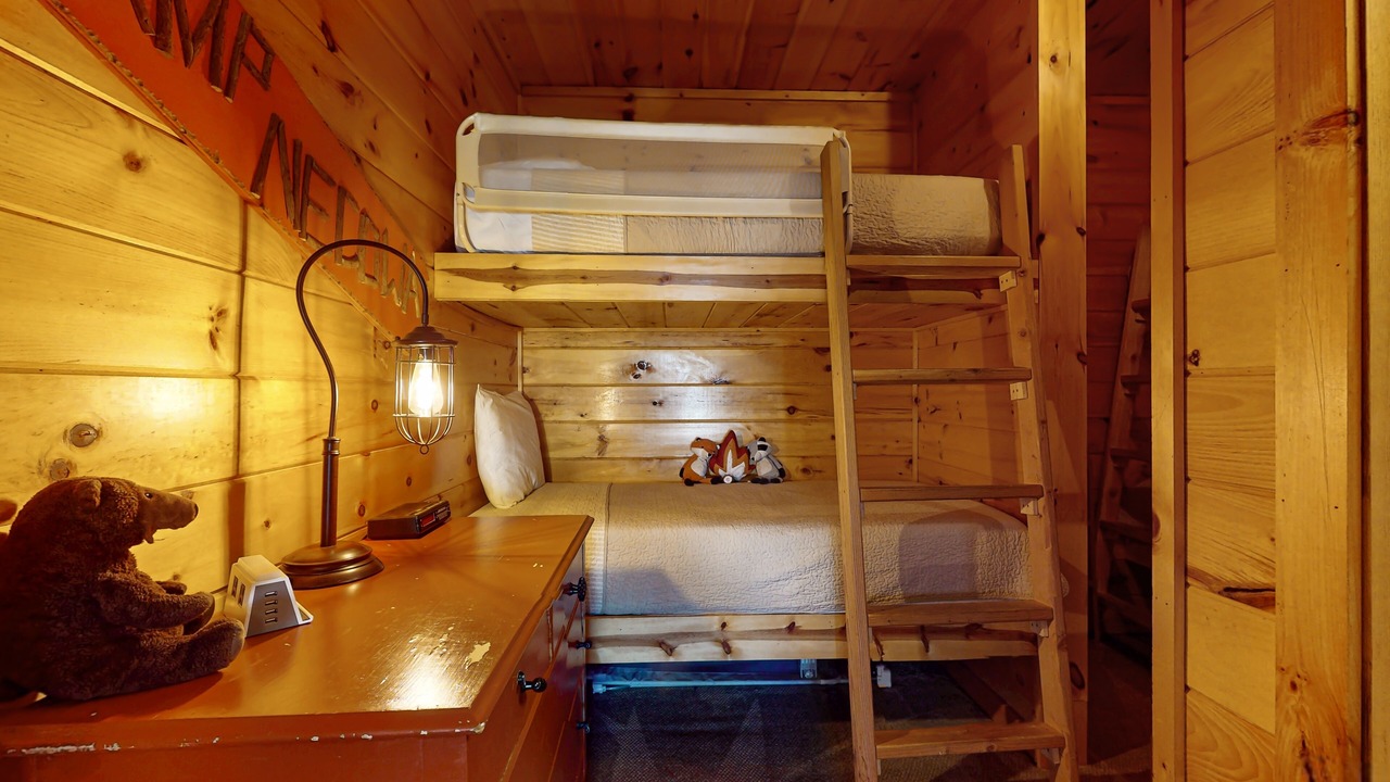 Photo of Bedroom in Necowa Cove