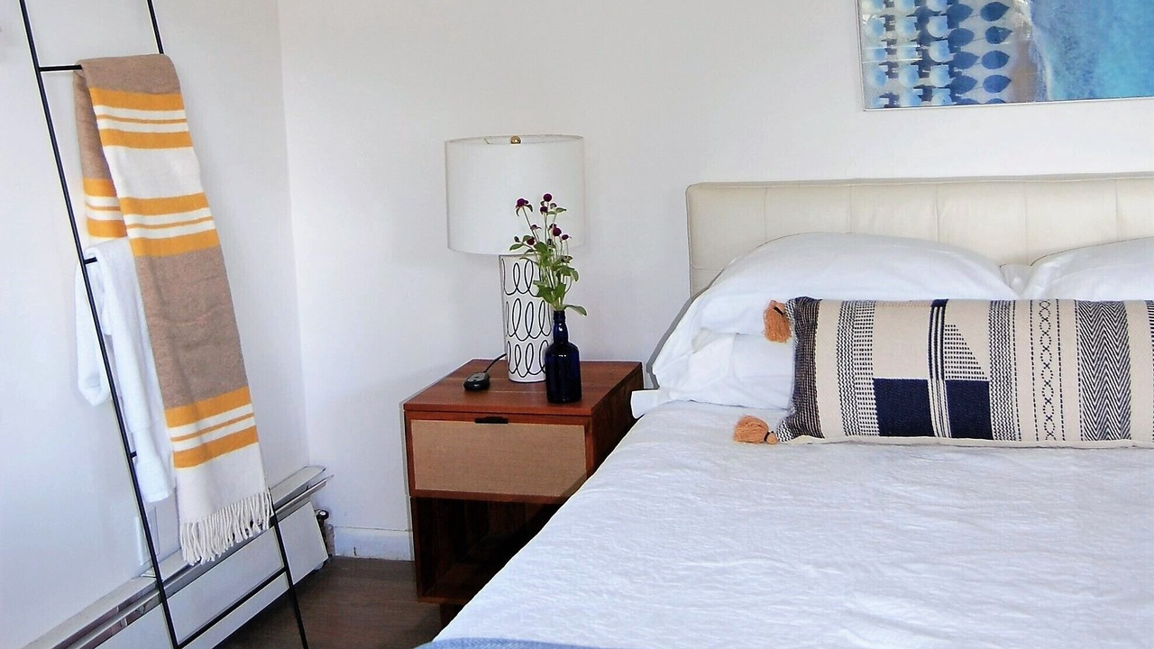 Photo of Bedroom in Wakefield-Peacedale