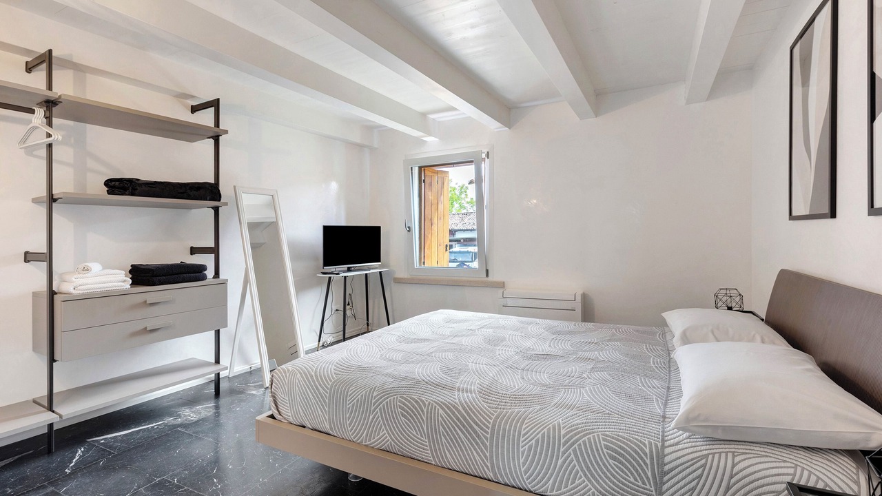 Photo of Bedroom in Colà Di Lazise