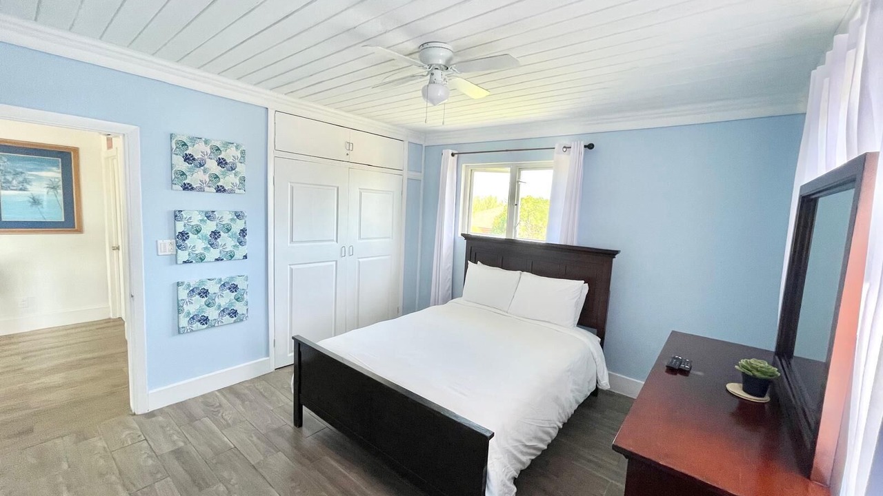 Photo of Bedroom in Coral Harbour