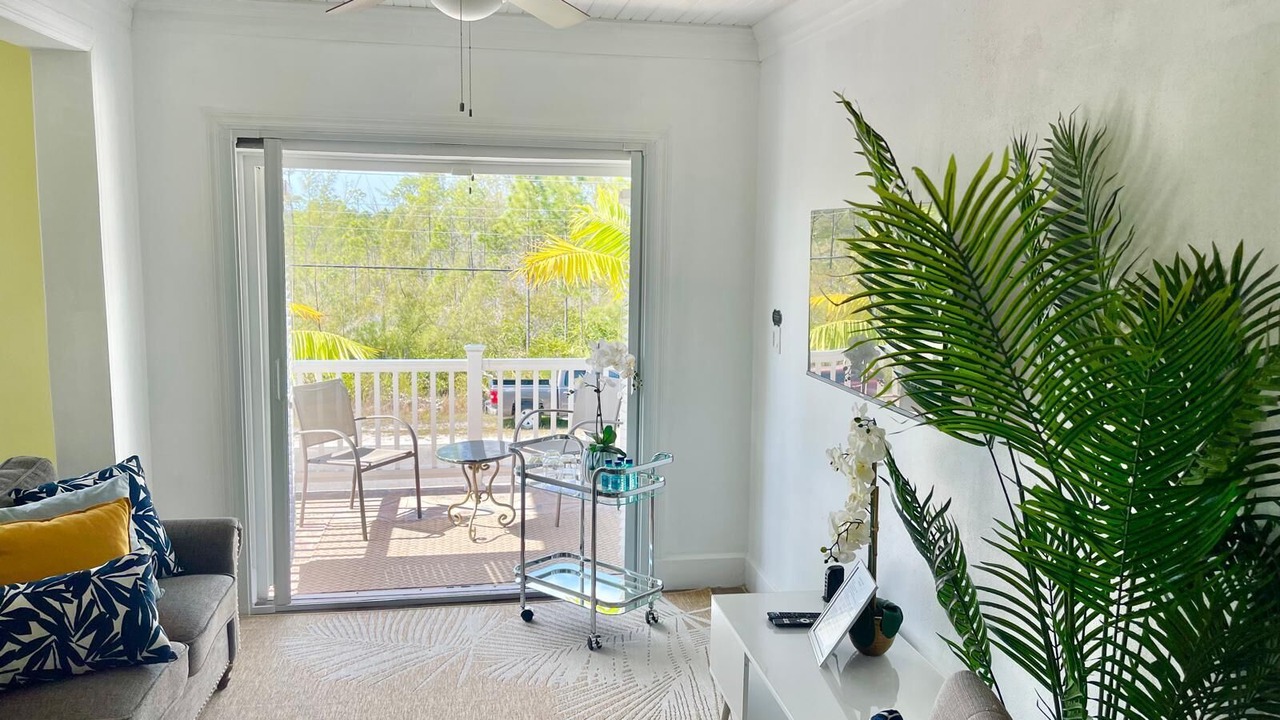 Photo of Livingroom in Coral Harbour