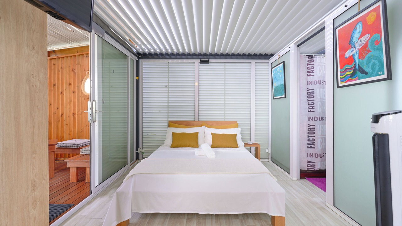 Photo of Bedroom in Pointe Aux Sables