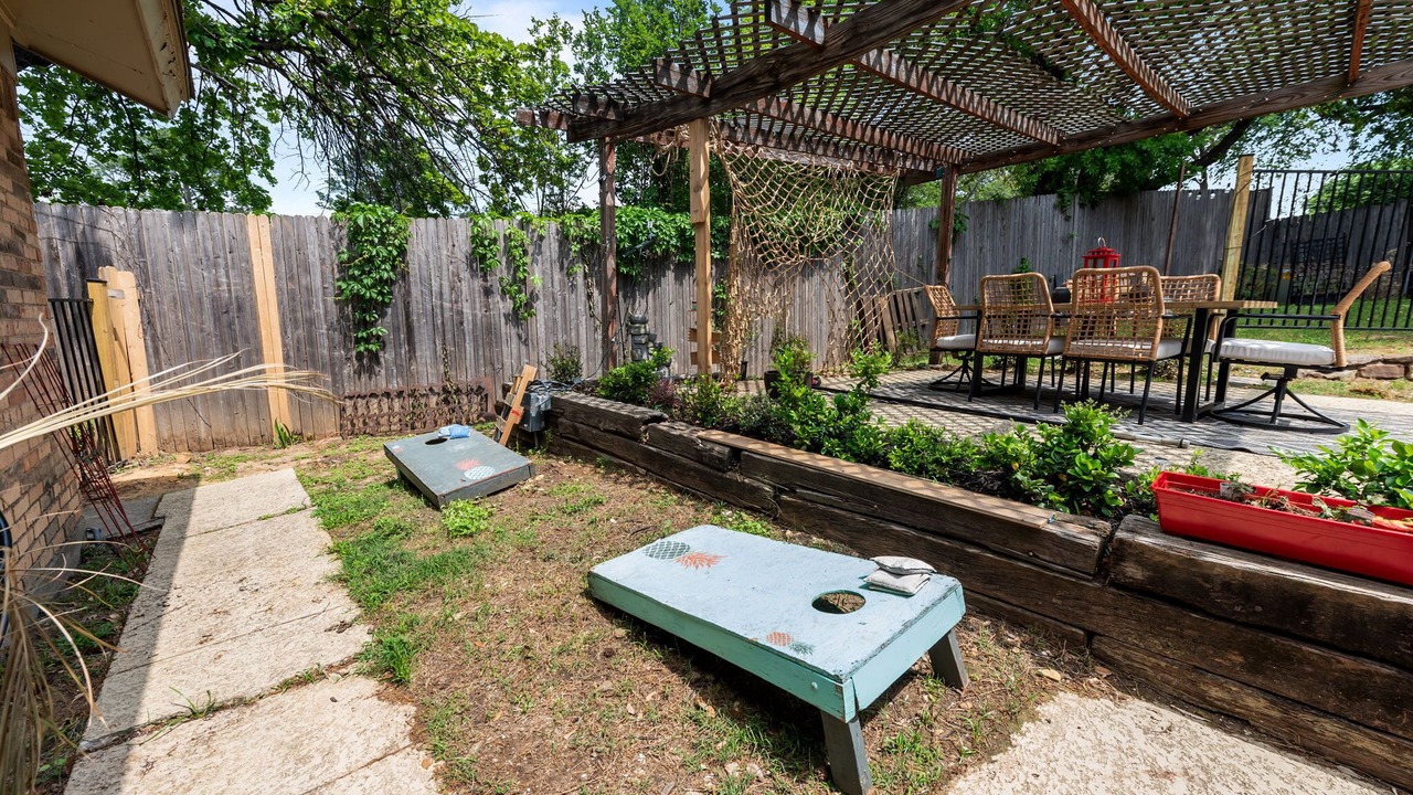 Photo of Outdoor in West Arlington