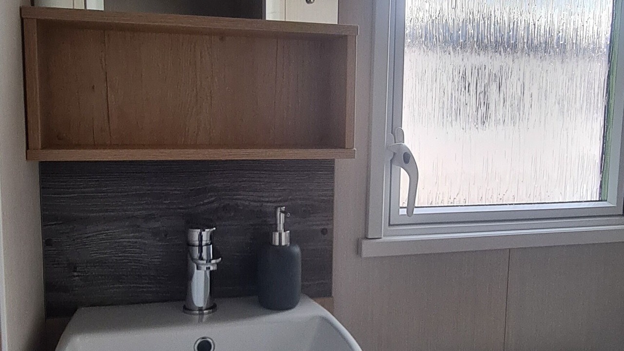 Photo of Bathroom in Prestonpans