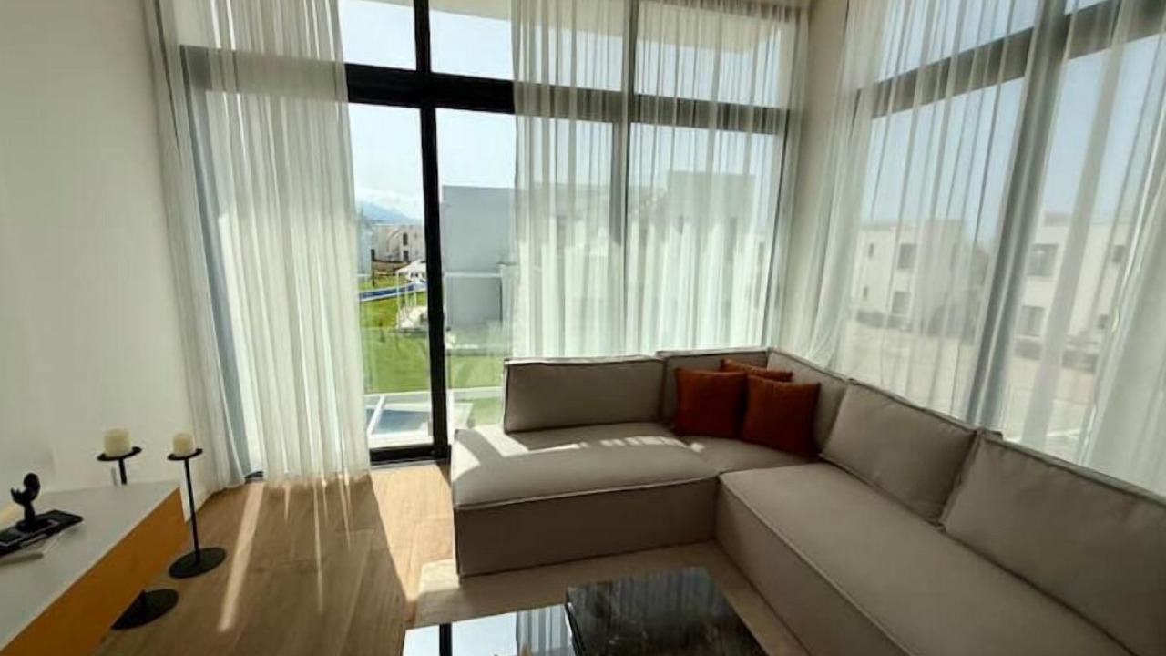 Photo of Livingroom in Bahceli