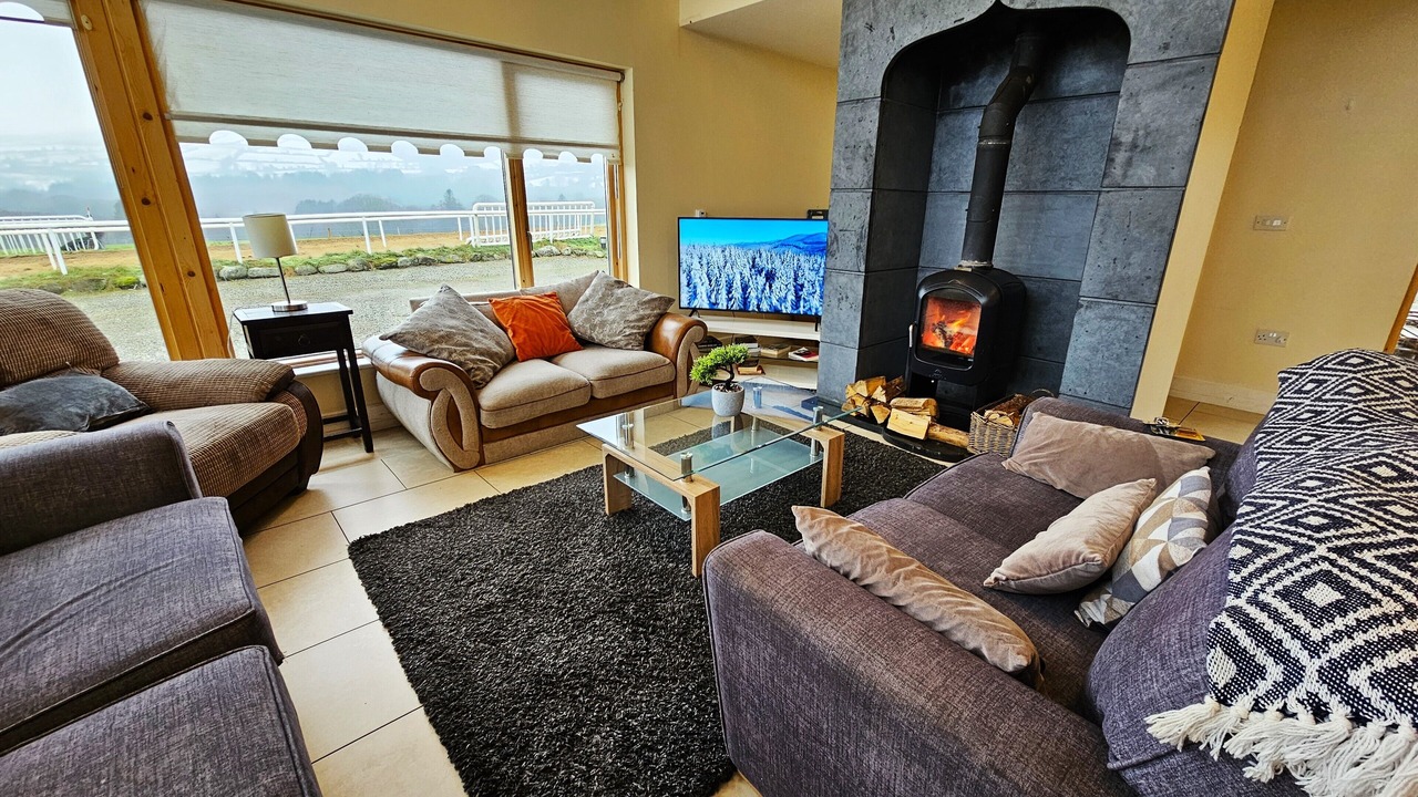 Photo of Livingroom in Templeshanbo