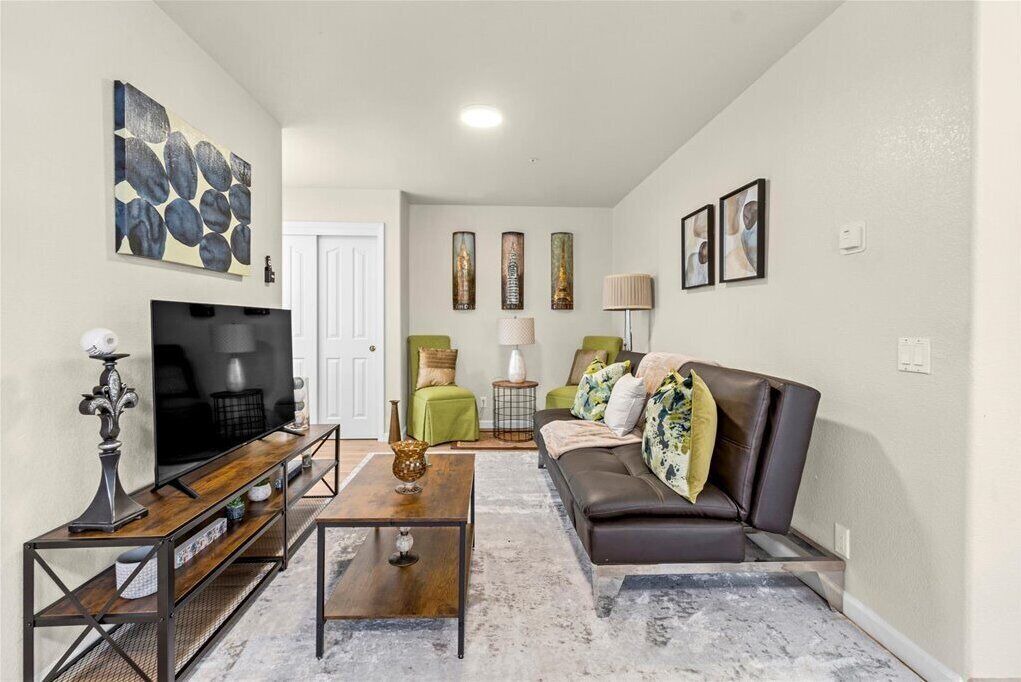 Photo of Livingroom in Prunedale