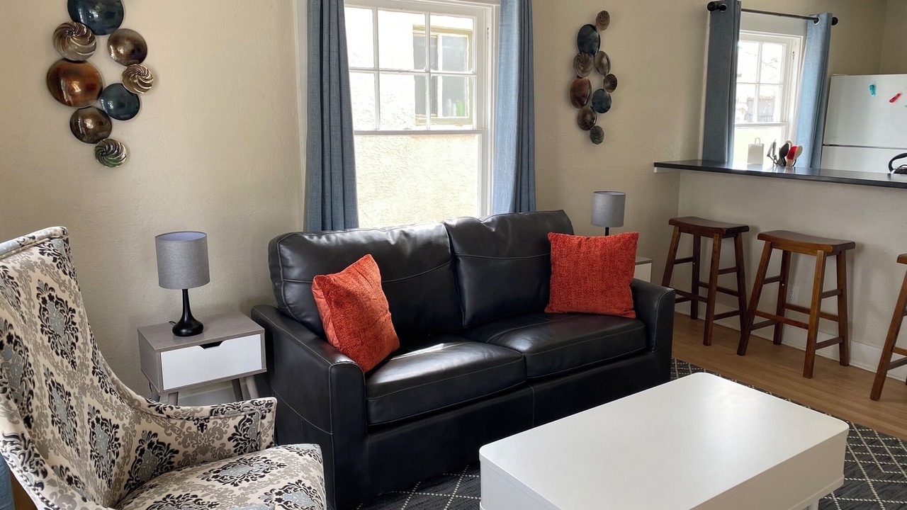 Photo of Livingroom in Raynolds Addition