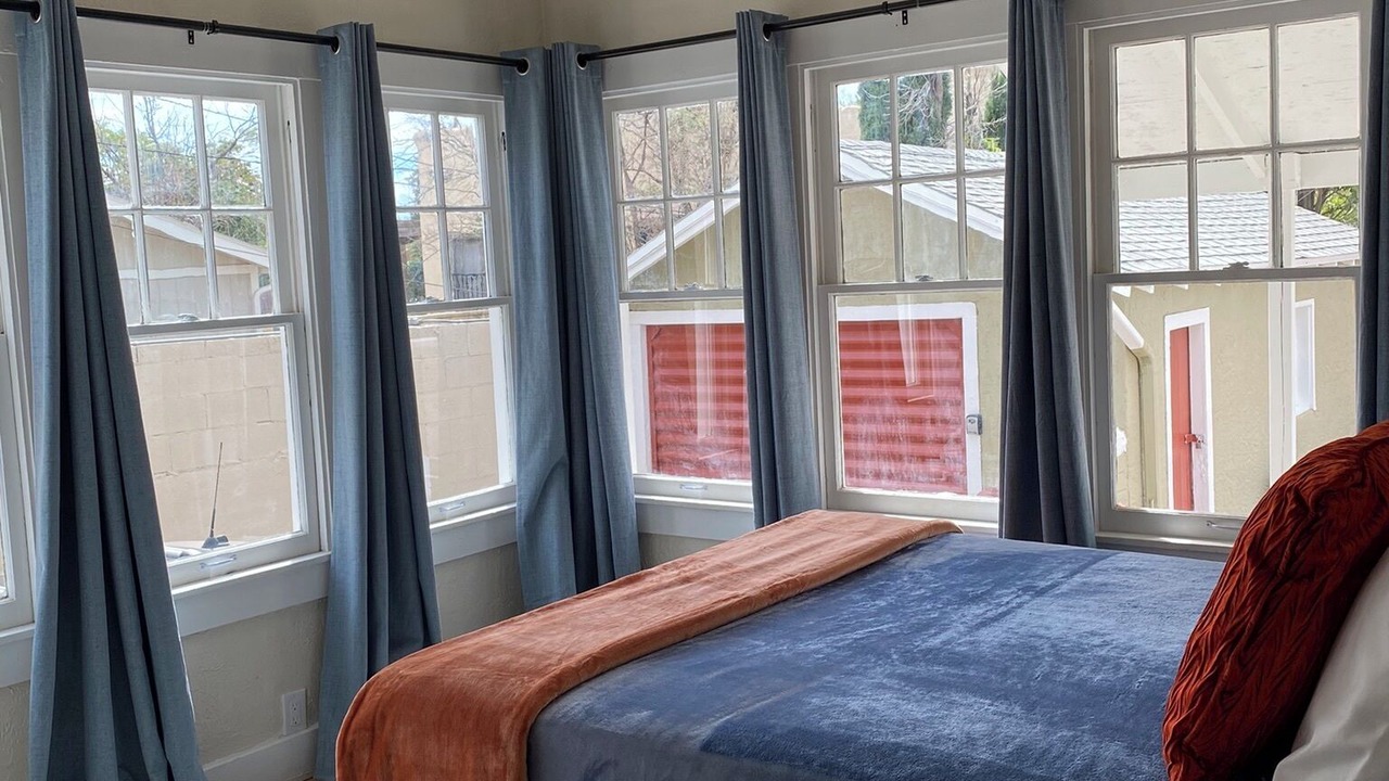 Photo of Bedroom in Raynolds Addition