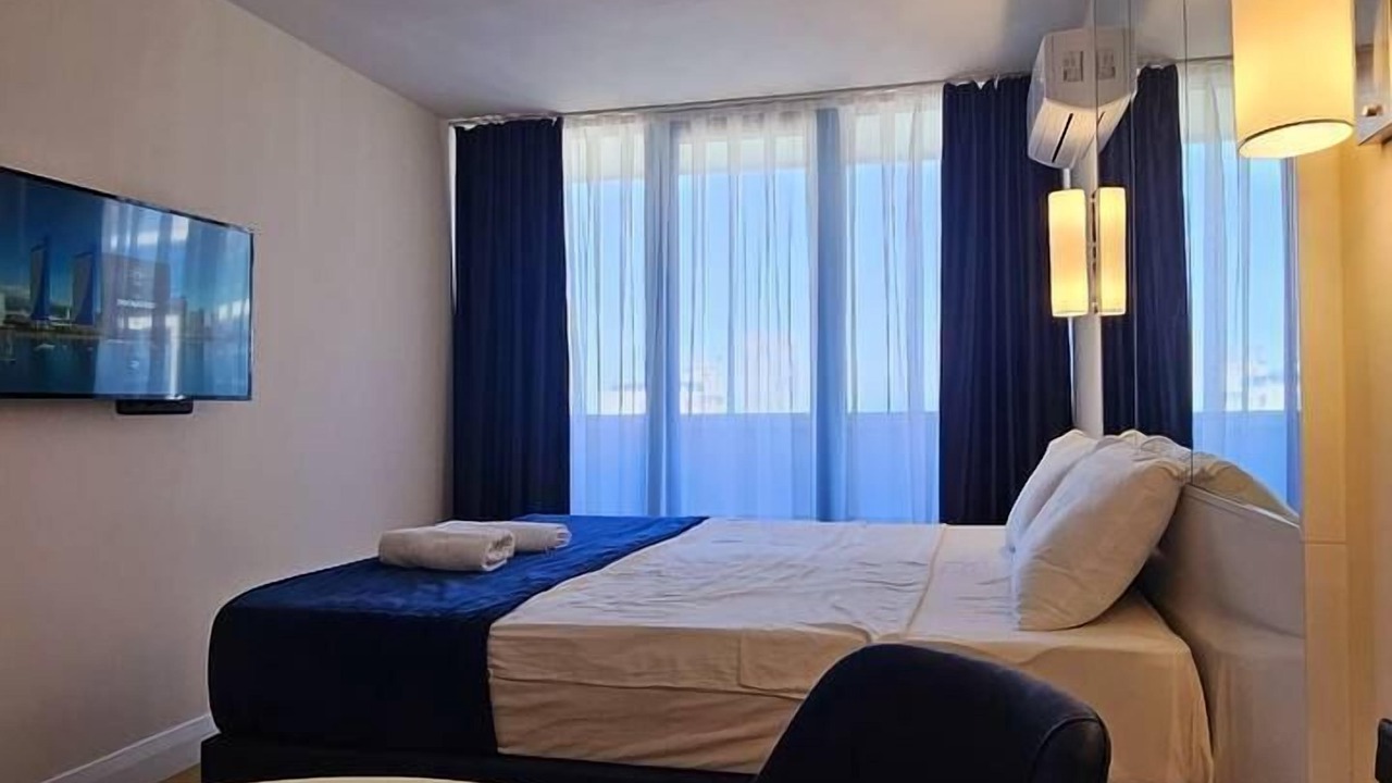 Photo of Livingroom in New Boulevard