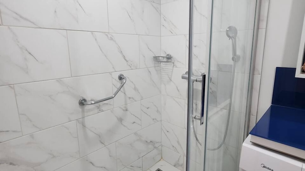 Photo of Bathroom in New Boulevard
