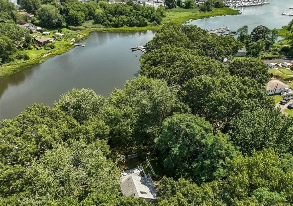 Photo of Outdoor in Warwick