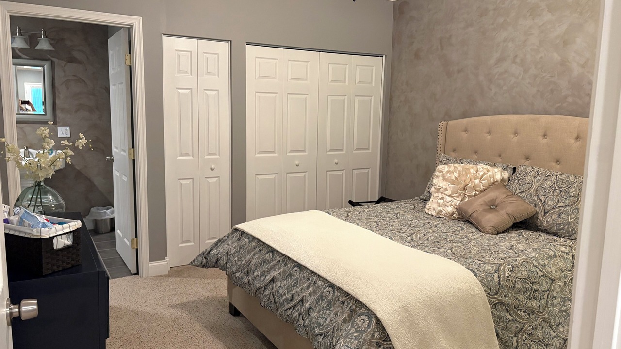 Photo of Bedroom in Forest
