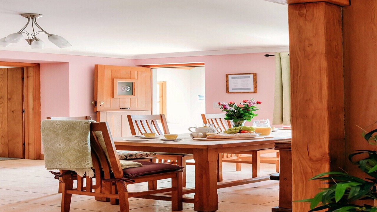 Photo of Livingroom in Devils Bridge