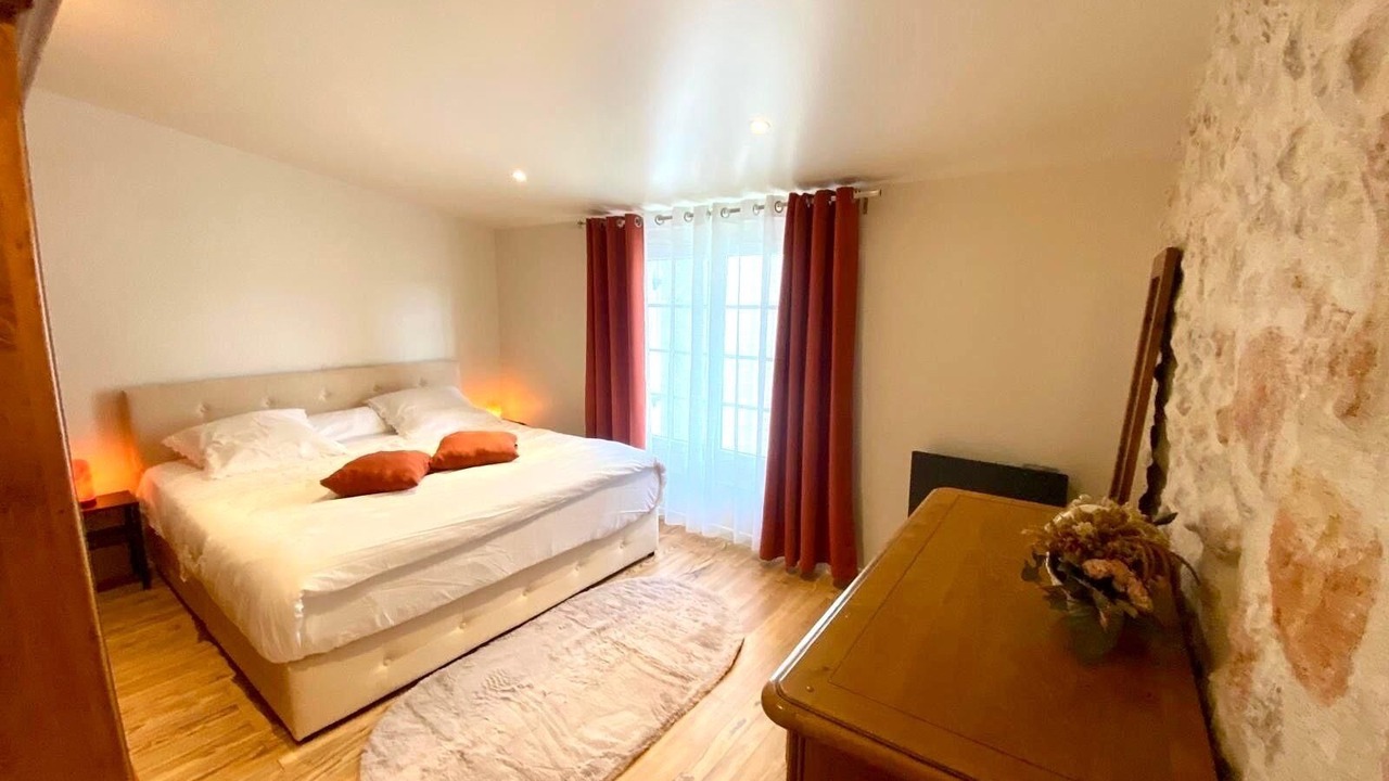 Photo of Bedroom in Tabanac