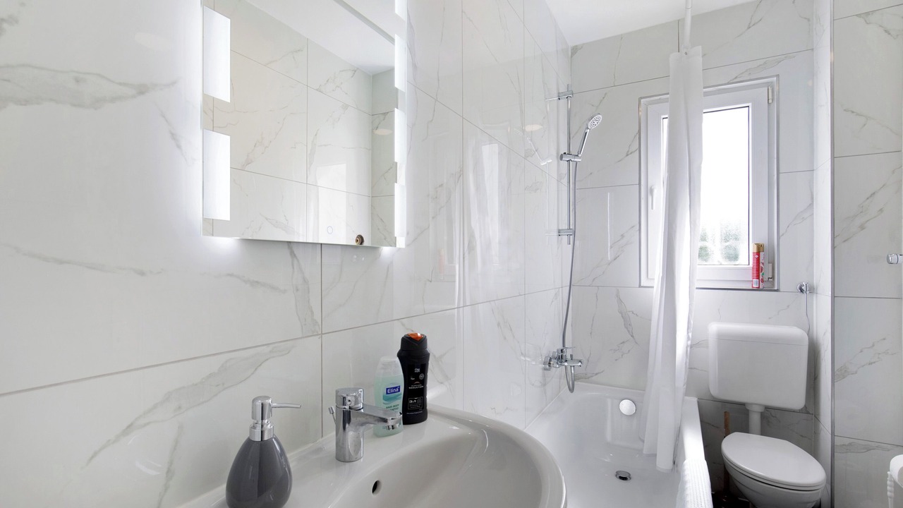 Photo of Bathroom in Mayen