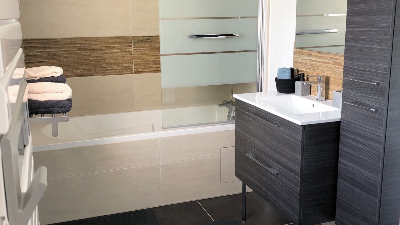 Photo of Bathroom in Loguivy