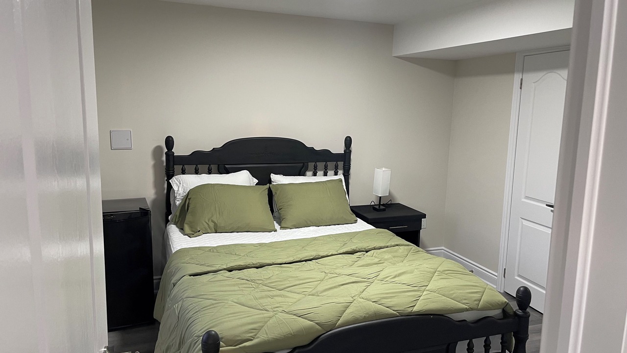 Photo of Bedroom in Thorold