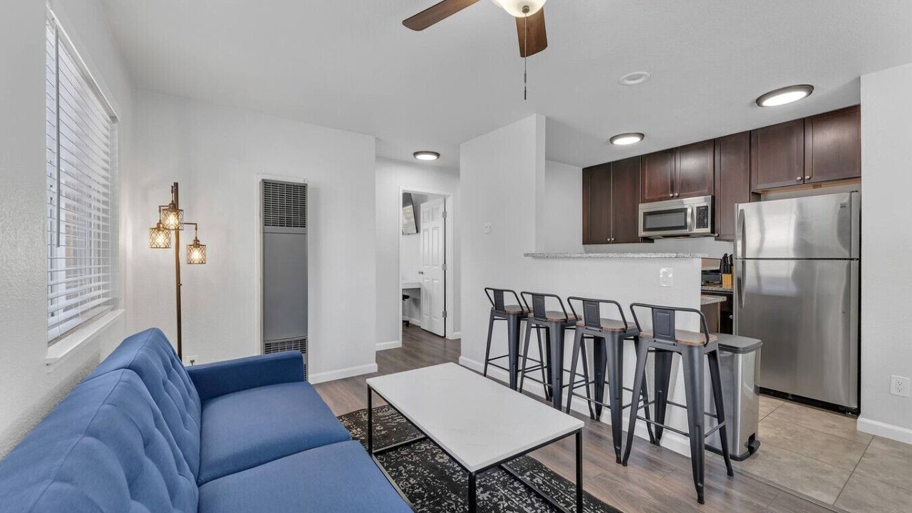 Photo of Livingroom in West University