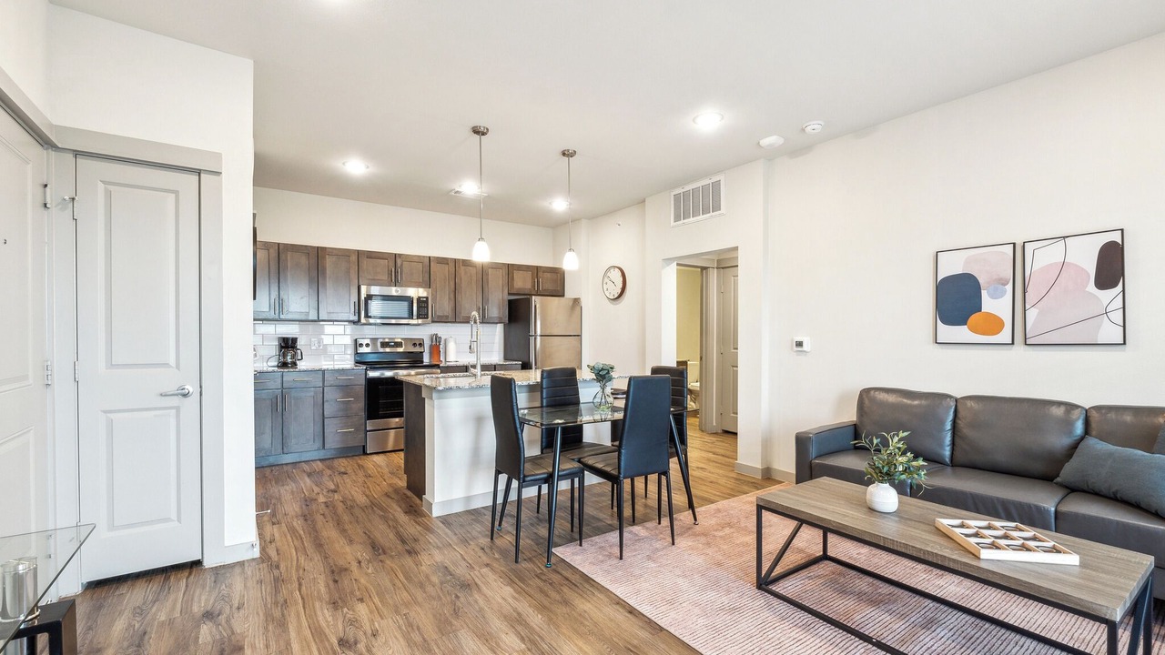Photo of Livingroom in Cleburne