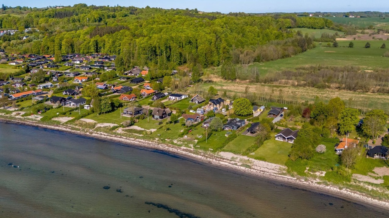 Photo of Others in Bjert