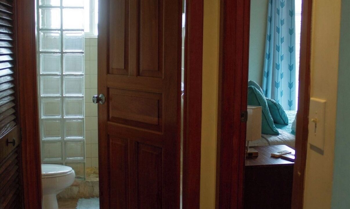 Photo of Bathroom in Antoneys Cay