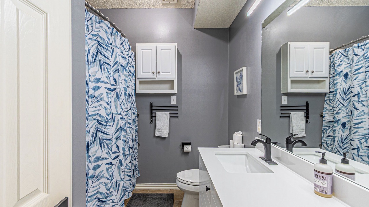 Photo of Bathroom in Rowlett