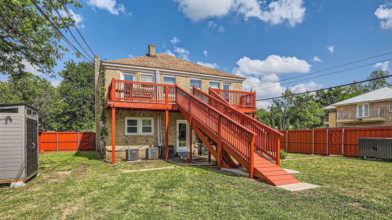 Photo of Outdoor in Oak Cliff